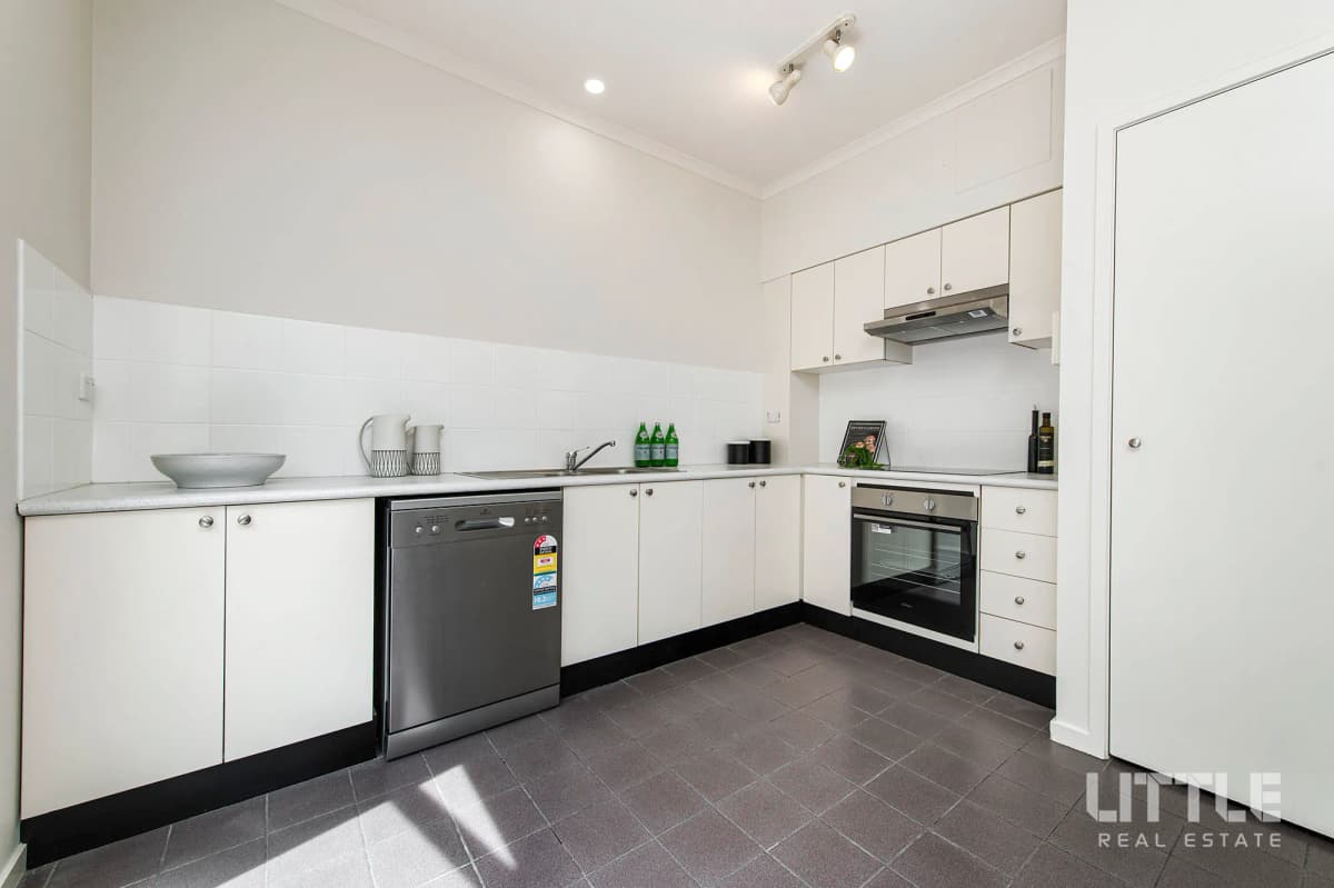 Melbourne property after professional styling — example 3