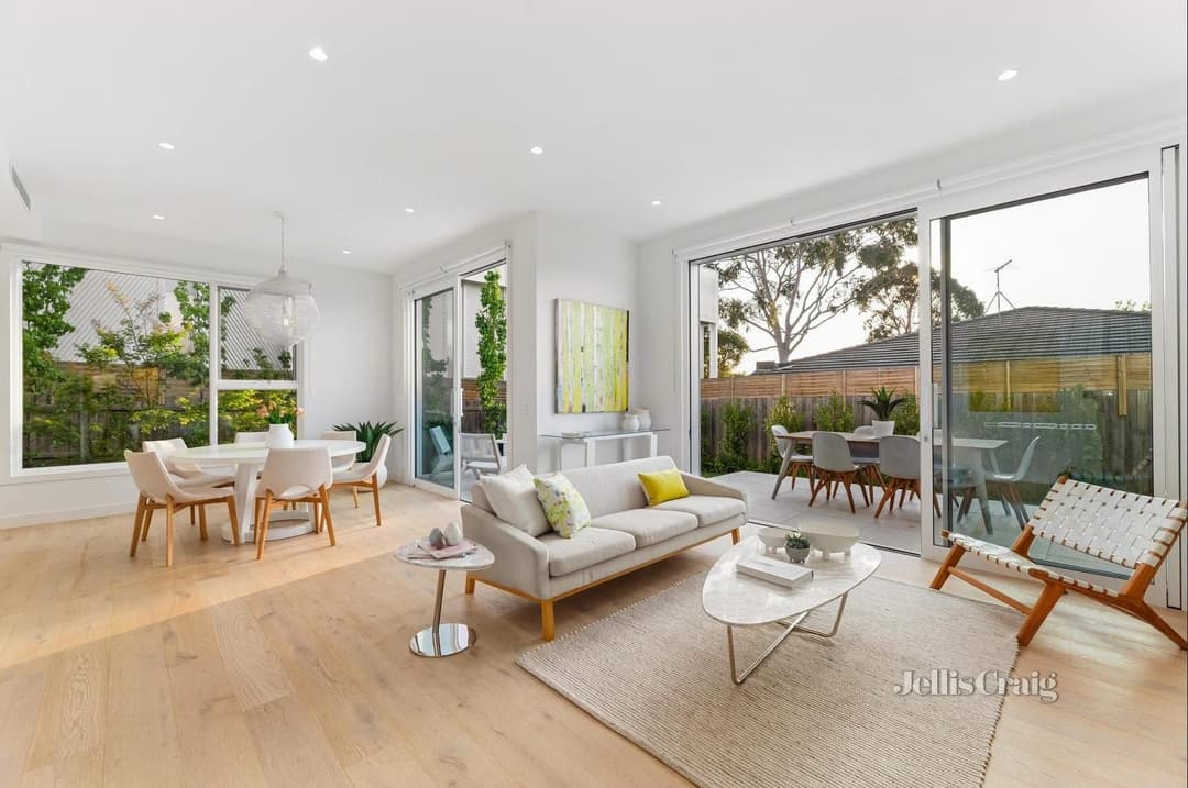 Professionally styled Melbourne property — photo 27