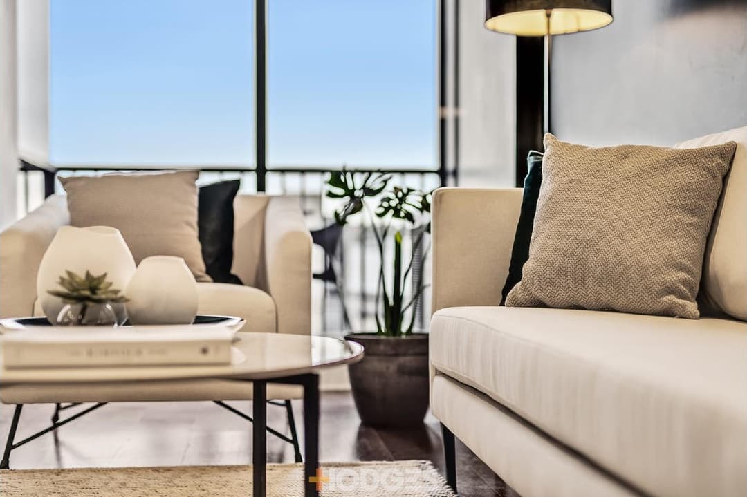 Professionally styled Melbourne property — photo 33