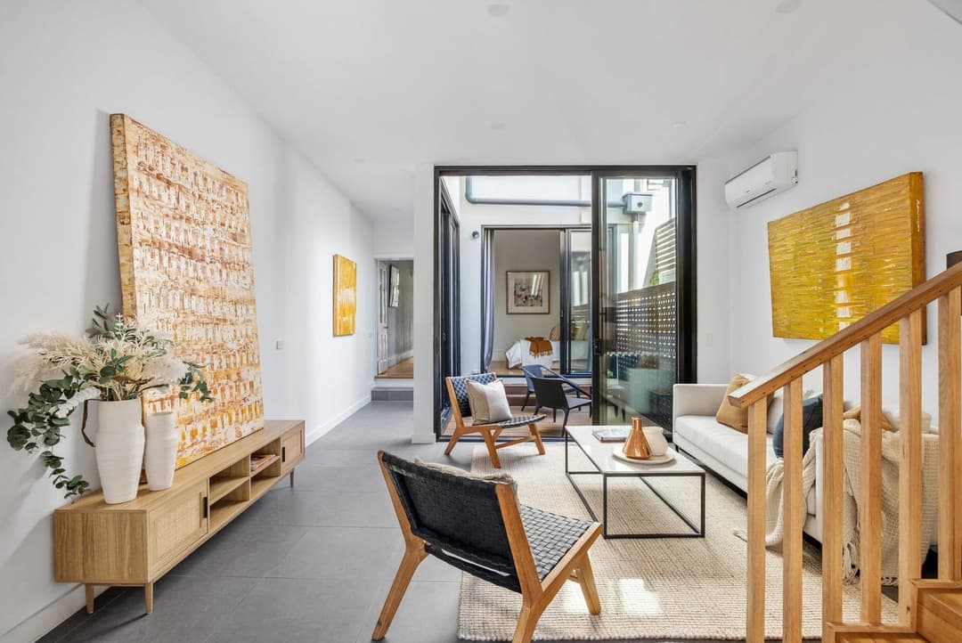 Professionally styled Melbourne property — photo 34