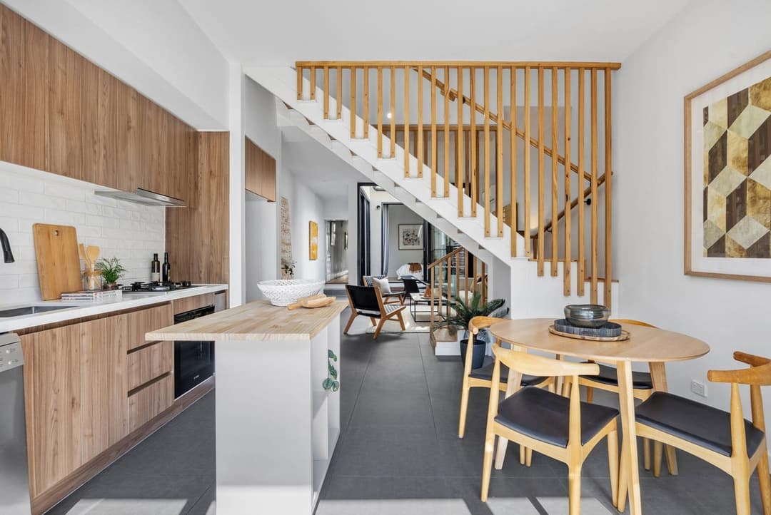 Professionally styled Melbourne property — photo 35
